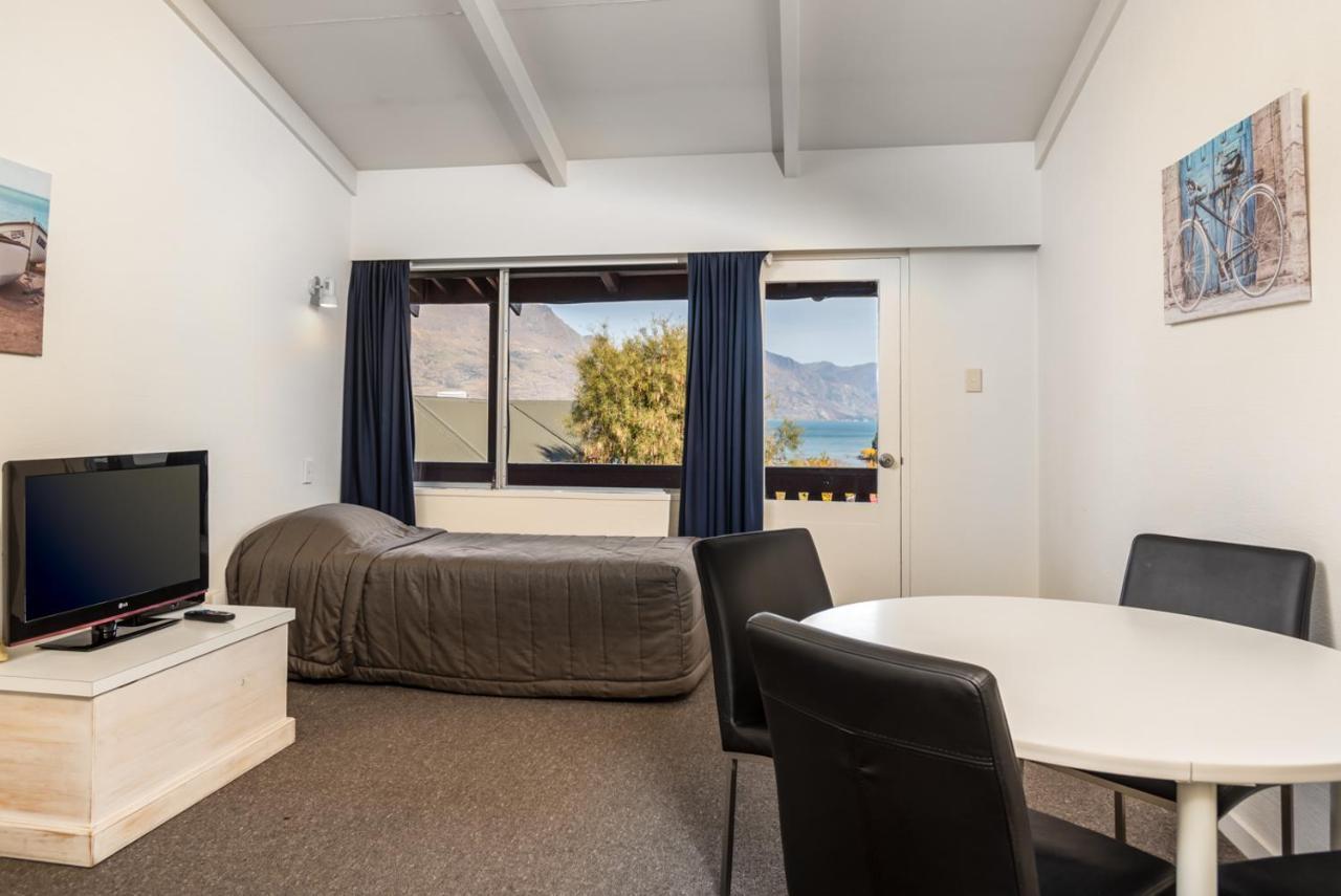 Queenstown Motel Apartments (Adults Only) Dış mekan fotoğraf