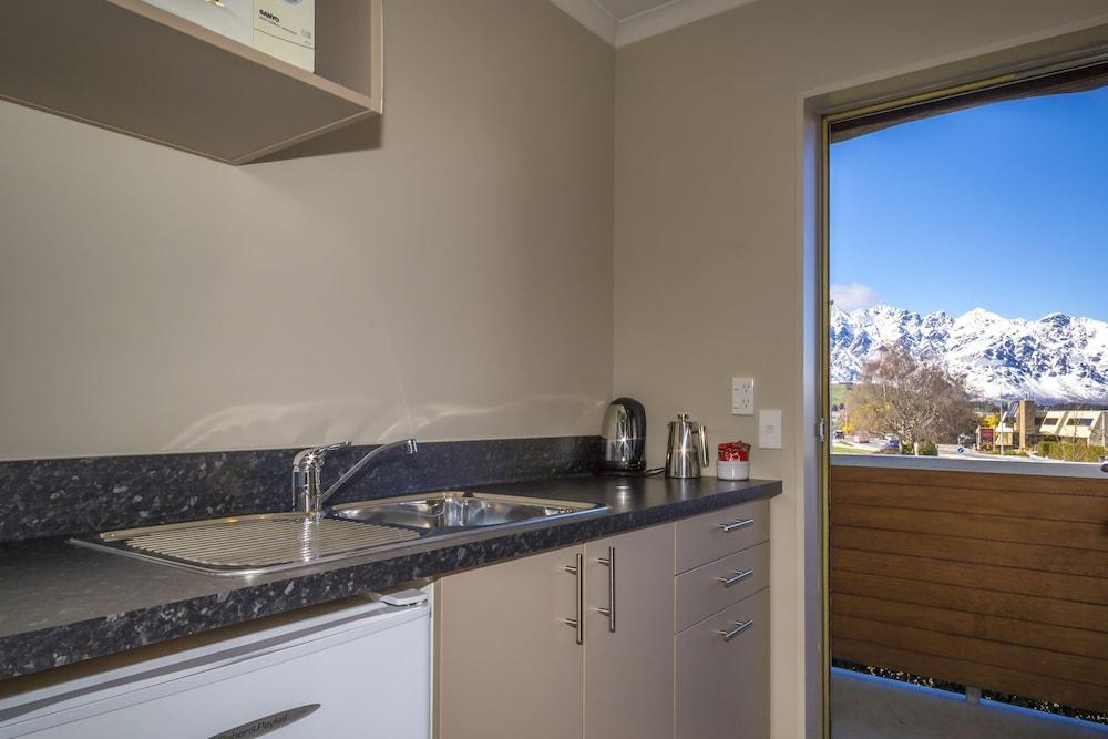 Queenstown Motel Apartments (Adults Only) Dış mekan fotoğraf