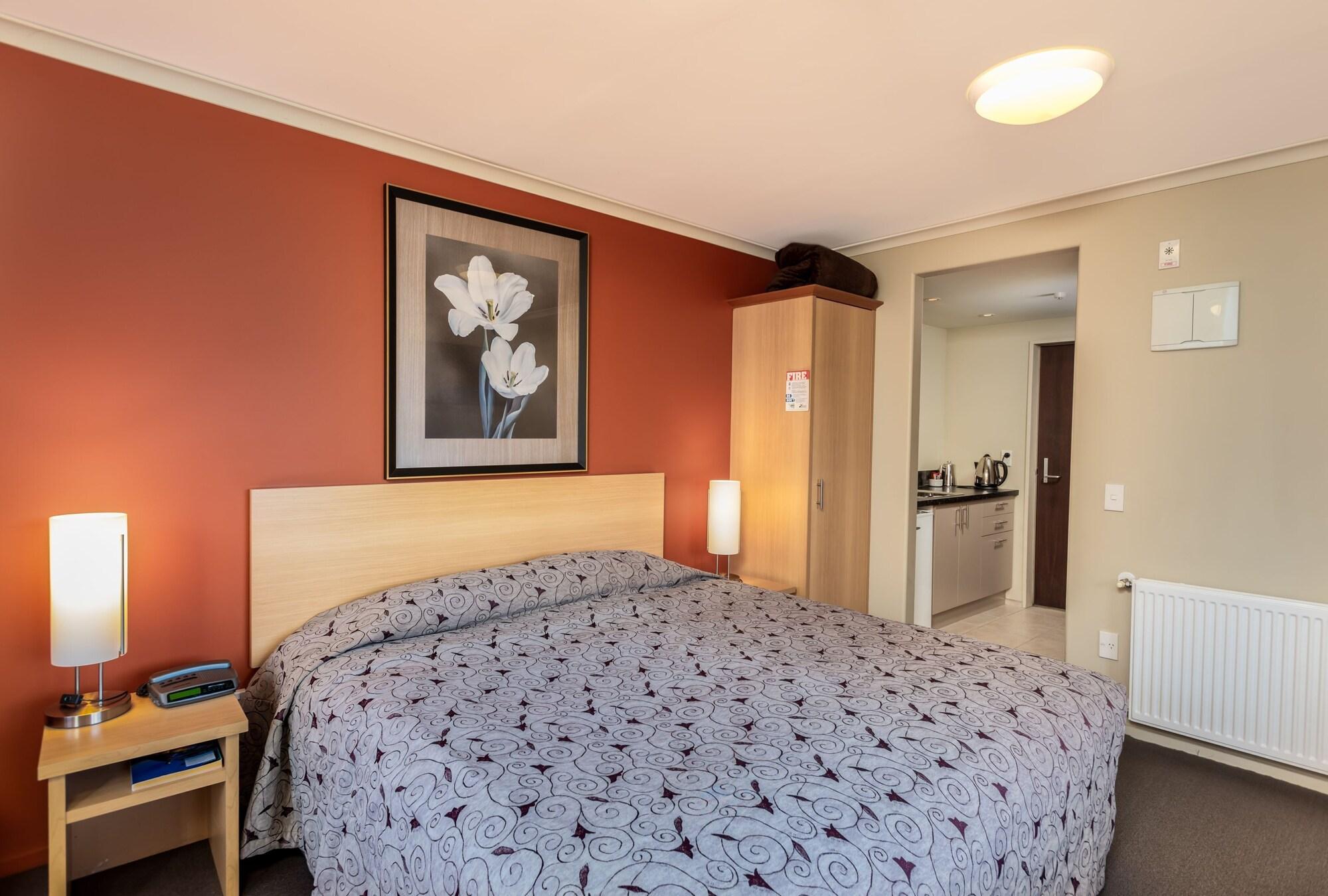 Queenstown Motel Apartments (Adults Only) Dış mekan fotoğraf