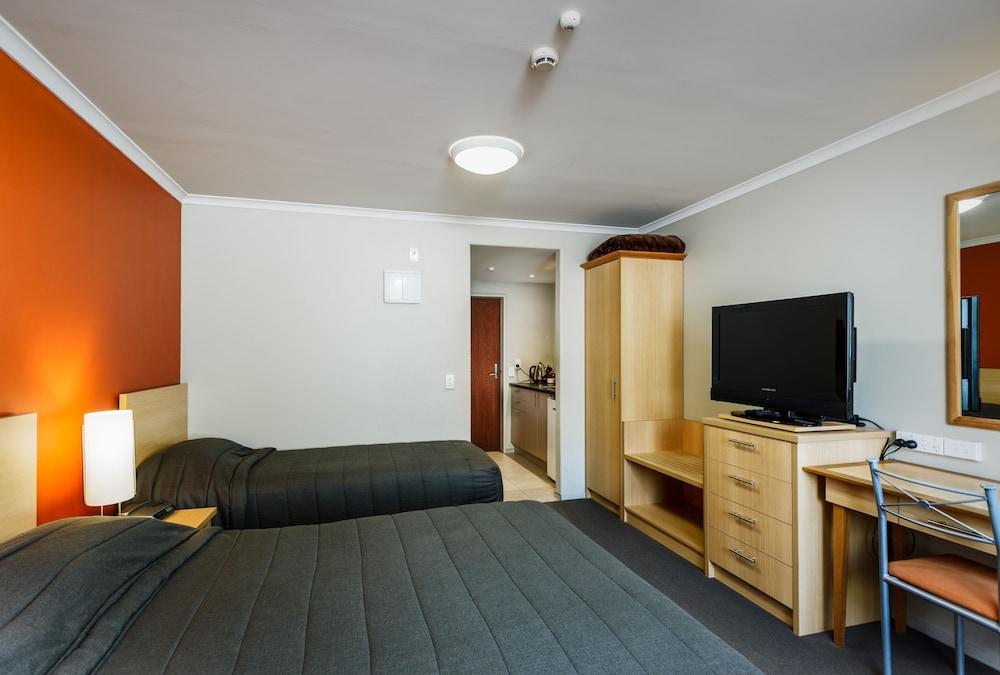 Queenstown Motel Apartments (Adults Only) Dış mekan fotoğraf