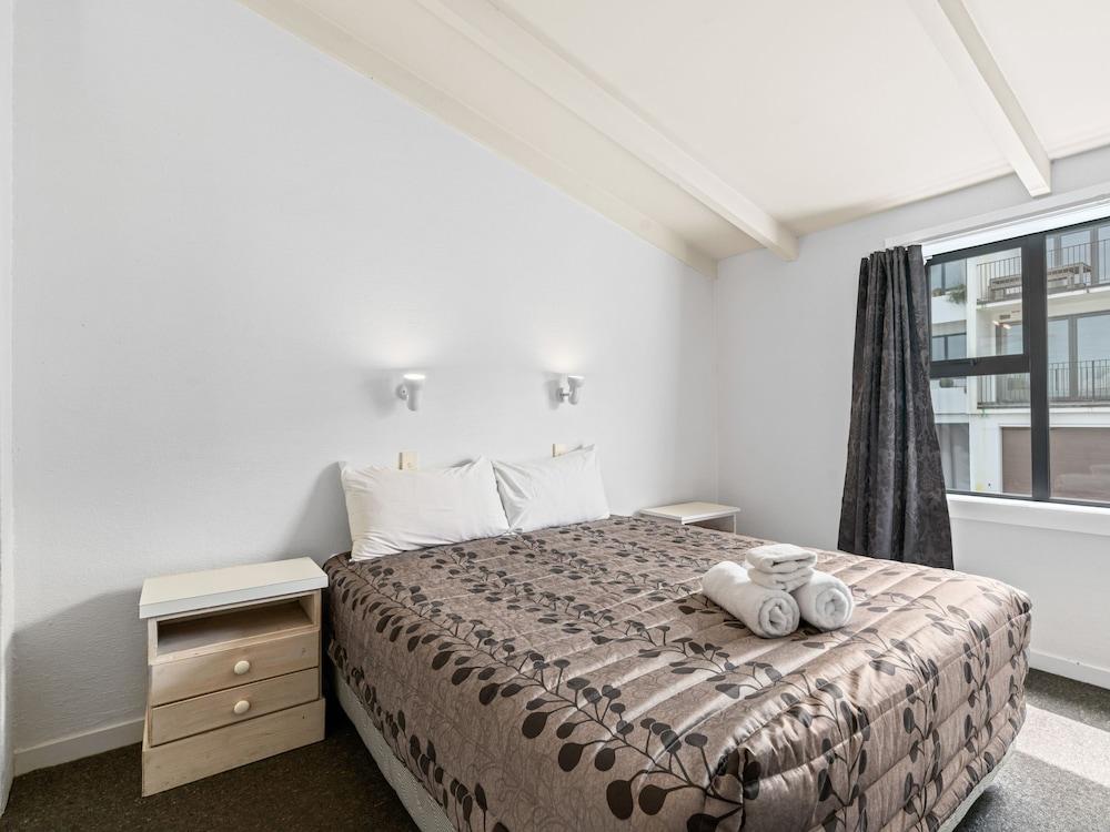 Queenstown Motel Apartments (Adults Only) Dış mekan fotoğraf