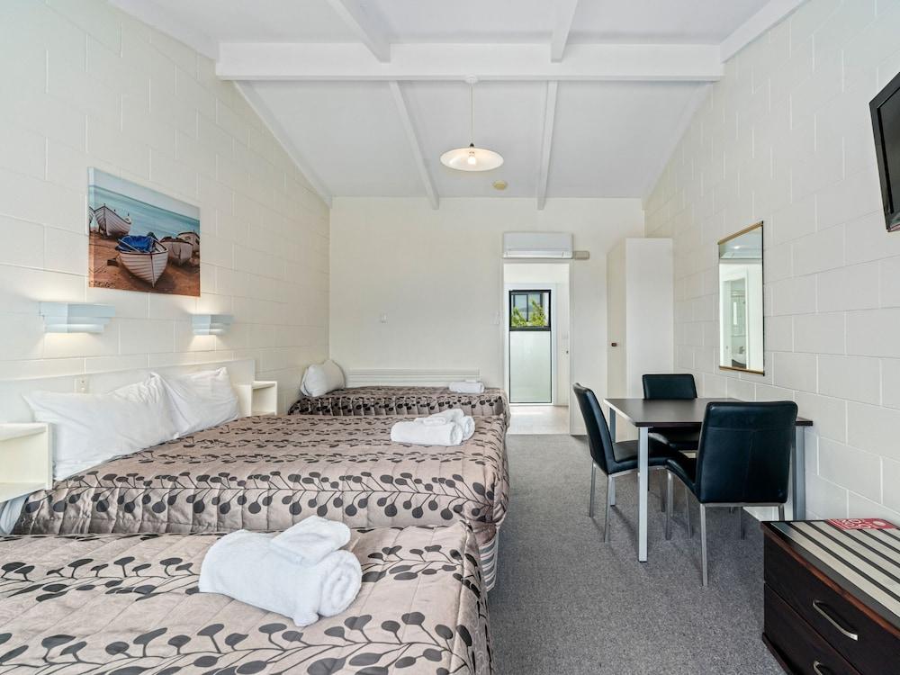Queenstown Motel Apartments (Adults Only) Dış mekan fotoğraf