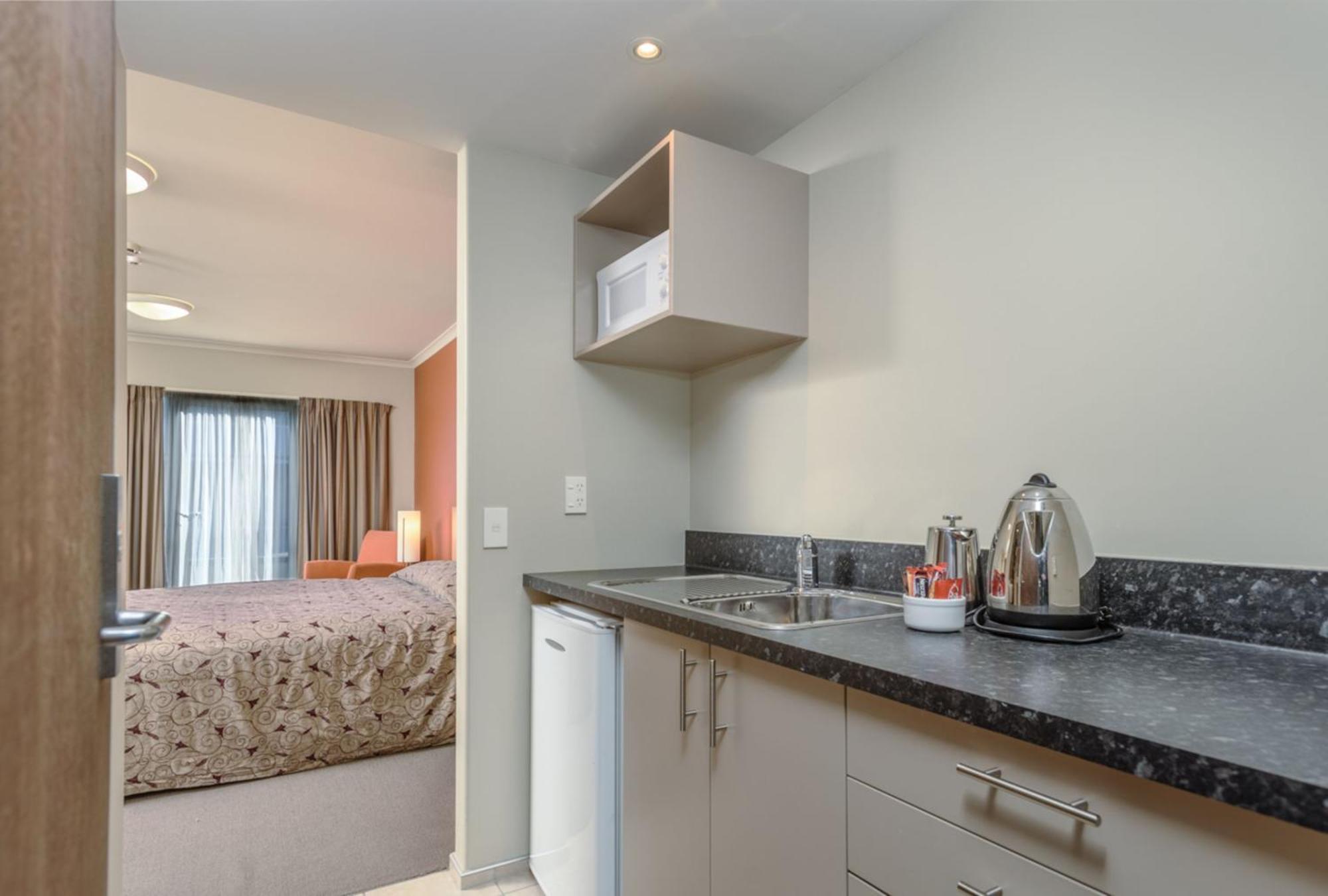 Queenstown Motel Apartments (Adults Only) Oda fotoğraf